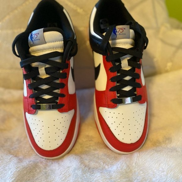 Elegant Women's Nike Dunk Low Shoes - Picture 4 of 4